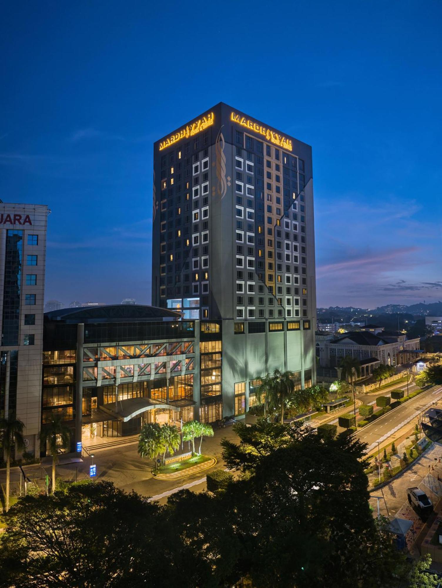 Mardhiyyah Hotel And Suites Shah Alam Exterior photo